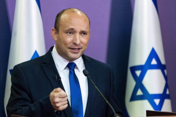 Fost premier israelian: Trebuie să profităm de şansa de a paraliza regimul iranian